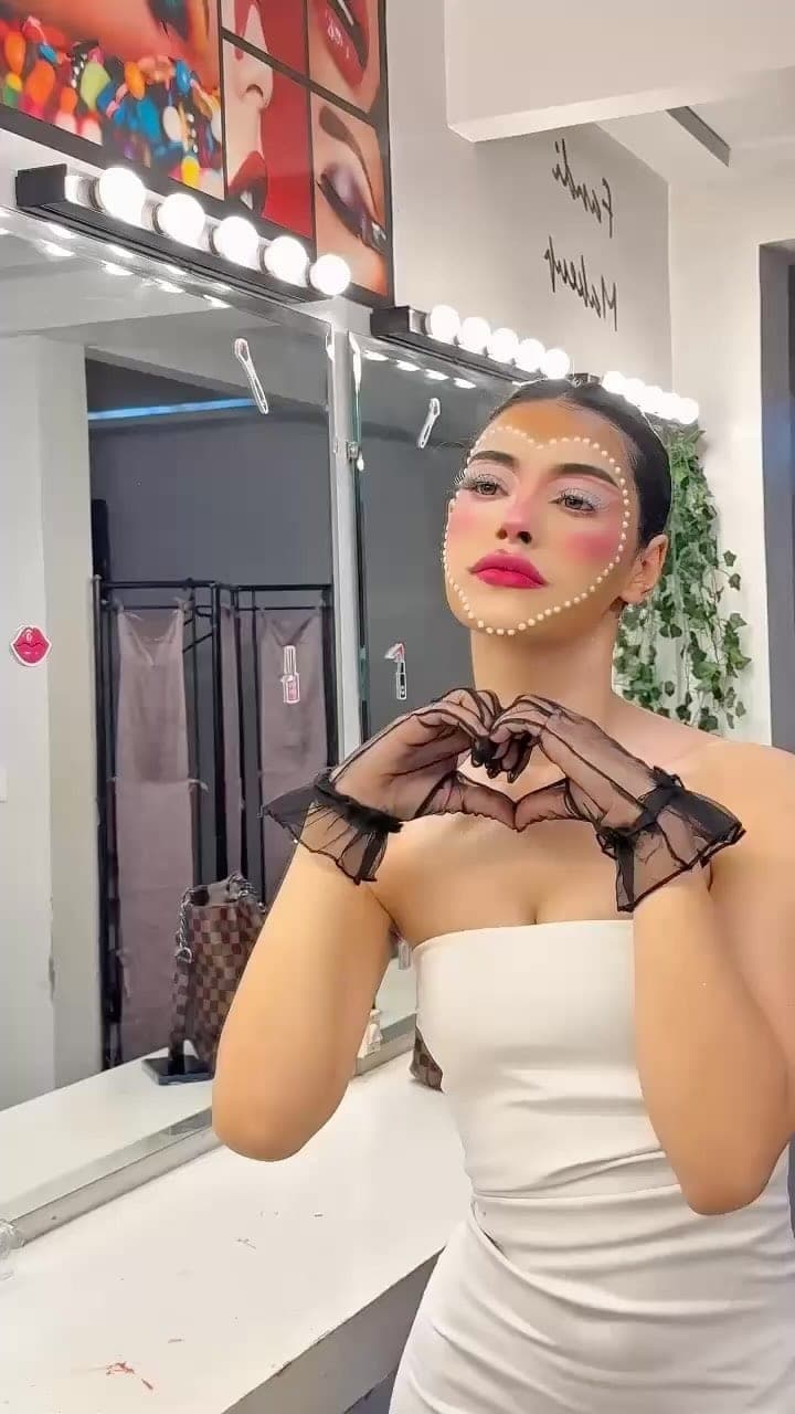 Lash & brow styling